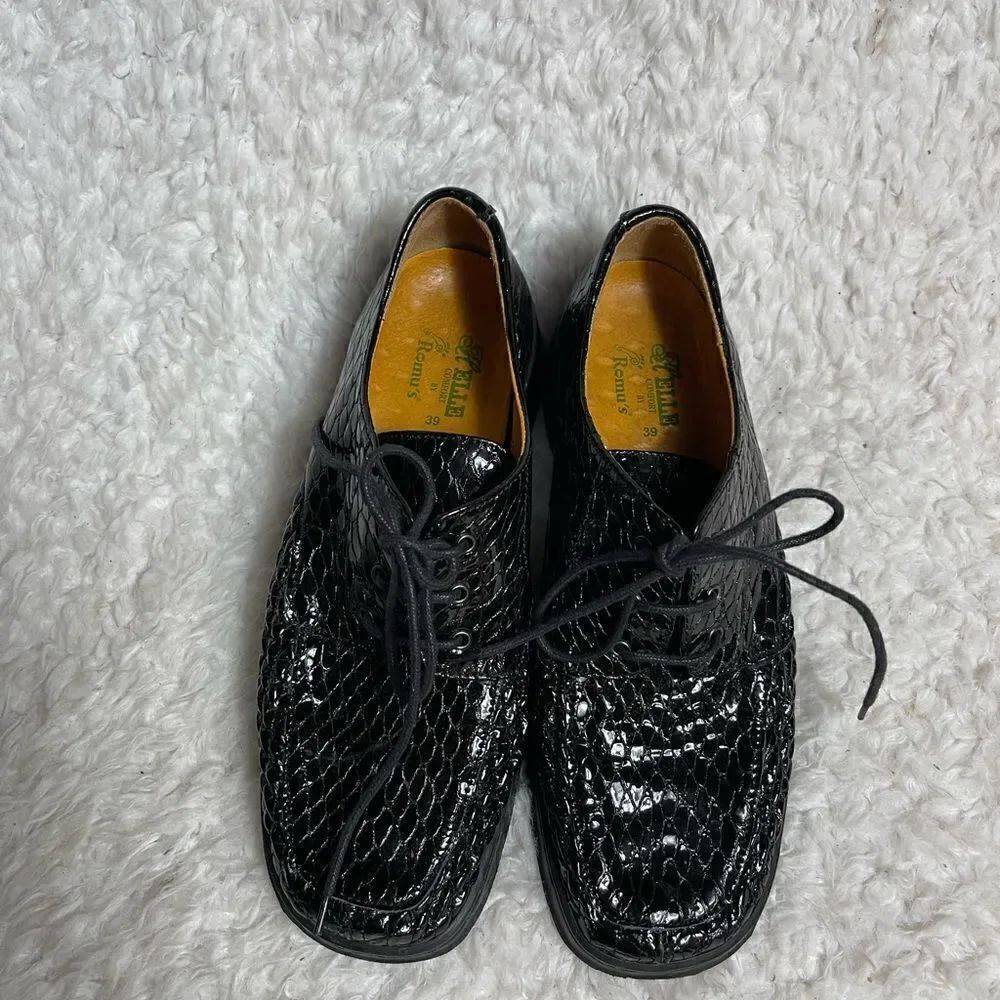 Helle COMFORT BY ROMU'S BLACK PATENT CROC LEATHER OXFORDS EUR SZ39